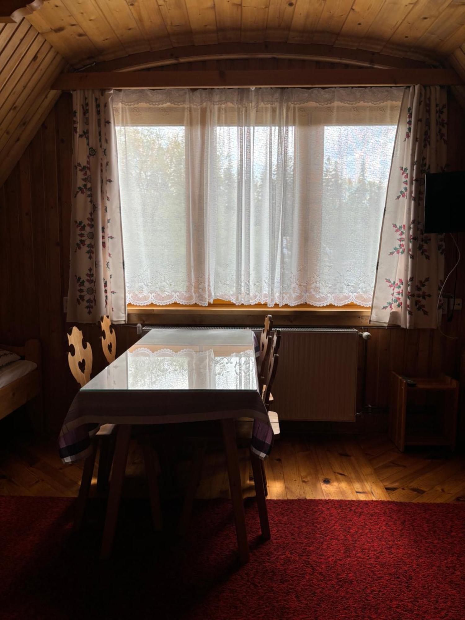 Pokoje Goscinne U Gordona Poronin Kültér fotó